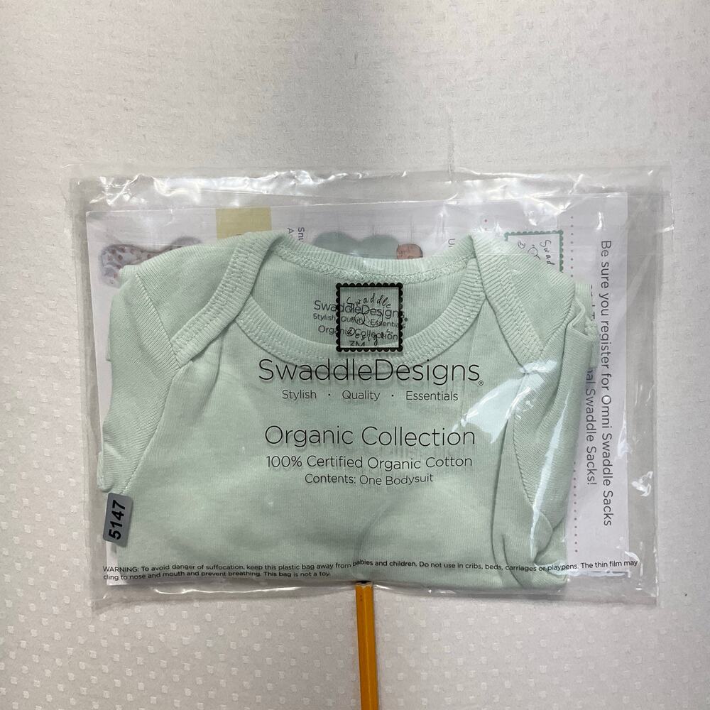 Swaddle Designs Baby Onesie size 3M Green NWT Short Sleeve